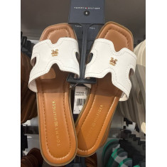 Chinelo feminino numeração americana 2