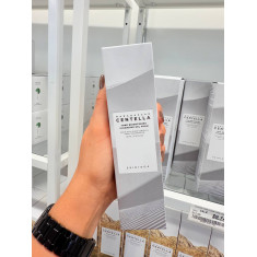 SKIN1004 MADAGASCAR CENTELLA - TONE BRIGHTENING CLEANSING GEL FOAM - INDICADO PARA LIMPEZA GENTIL DA NORMAL A SENSÍVEL LIMPANDO