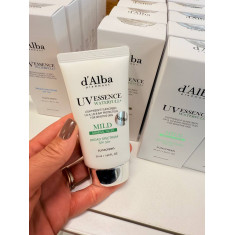 D'ALBA - UV ESSENCE WATERFULL+ LIGHTWEIGHT SUNSCREEN UV-A, UV-B RAY PROTECTION FOR SENSITIVE SKIN - FILTRO SOLAR SPF 50+ PELES S