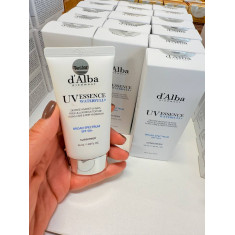 D'ALBA - UV ESSENCE WATERFULL+ DEFENSE AGAINST UV RAYS FRESH & LUXURIOUS TEXTURE AGING CARE & DEEP HYDRATION BROAD SPECTRUM - FI