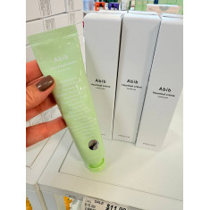 O Abib Heartleaf Creme é um hidratante que serve para acalmar peles sensíveis e irritadas, hidratar profundamente sem pesar, for