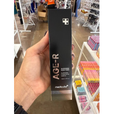 O Medicube AGE-R Glutathione Glow Toner serve para iluminar e uniformizar o tom da pele, hidratar profundamente e revitalizar, p