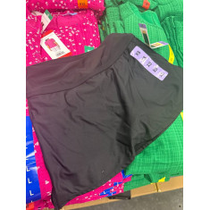 Saia com shorts Hurley 4