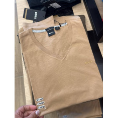 camiseta manga curta gola V 6