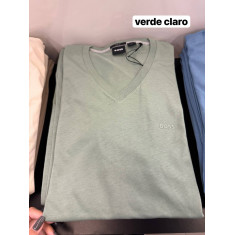 camiseta manga curta gola V 9