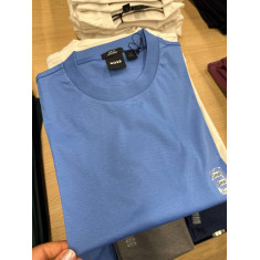 camiseta slim fit manga curta sem estampa