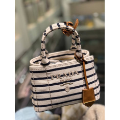 Bolsa de mão com alça crossbody 3