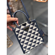 Bolsa de mão com alça crossbody 2