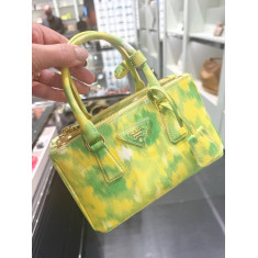 Bolsa de mão com alça crossbody 1