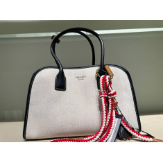 Bolsa de mão (acessório vendido separadamente) 1