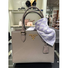 Bolsa de mão (acessórios vendidos separadamente ) 2