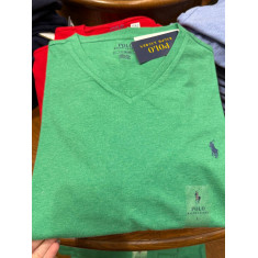 camiseta manga curta gola V 18