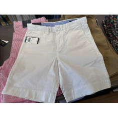 bermuda bedford classic fit 9” 4