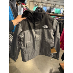 casaco térmico com capuz