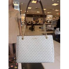 SOHO MD CHAIN TOTE 1