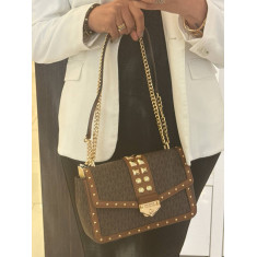 SOHO LG CHAIN Crossbody 4