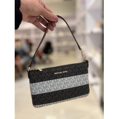 Jet Set Travel Pequena 5