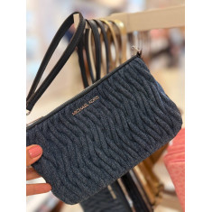 Jet Set Travel Pequena 7