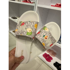 Chinelo Palmer Slide 6