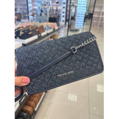 Crossbody 3