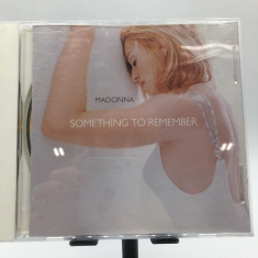 CD "Something To Remember" - Madonna (Embalagem danificada)
