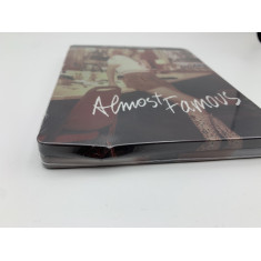 DVD "Almost Famous" 4K UHD (Embalagem danificada)