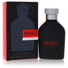 Eau De Toilette Spray Masculino - Hugo Boss - Hugo Just Different - 38 ml