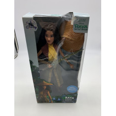 Disney Raya Classic Doll – 11 Inches – Raya and The Last Dragon