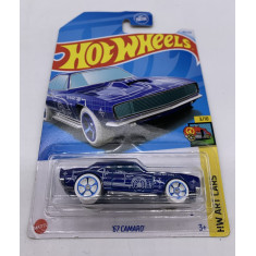 Carrinho Hot Wheels 67 Camaro - HW Art Cars 3/10