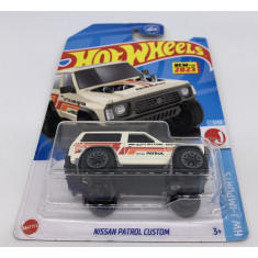 Carrinho Hot Wheels NISSAN PATROL CUSTOM - 20/250 - New for 2023