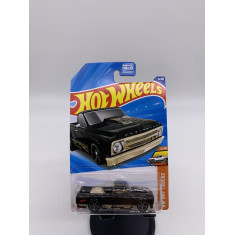 Hot Wheels 67 Chevy C10