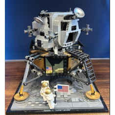 NASA Apollo 11 Lunar Lander - 10266