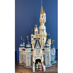 The Disney Castle - 71040