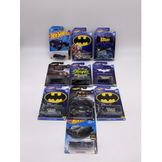 LOTE com 10 Carros Miniaturas - BATMAN
