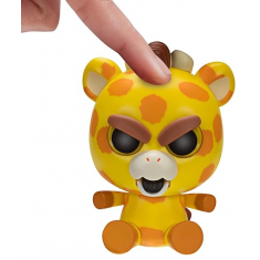 Feisty Pets 4-inch - Feature Figure - Ginormous Gracie Giraffe