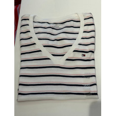 BLUSA BÁSICA DECOTE V MANGA CURTA 5