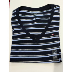 BLUSA BÁSICA DECOTE V MANGA CURTA 6