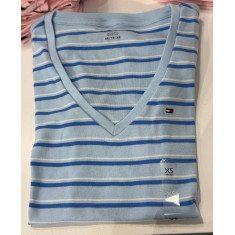 BLUSA BÁSICA DECOTE V MANGA CURTA 10