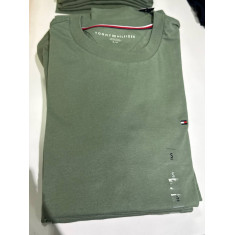 Camiseta Regular Fit Gola U 1