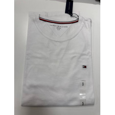 Camiseta Regular Fit Gola U 6