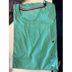 Camiseta Regular Fit Gola U 15