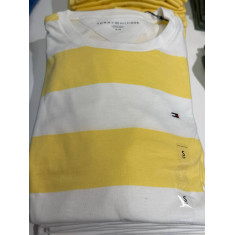 Camiseta Regular Fit Gola U 1