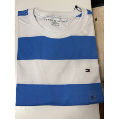 Camiseta Regular Fit Gola U 8