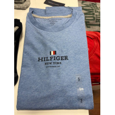 Camiseta Regular Fit Gola U 17