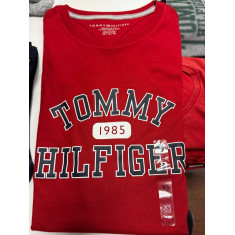 Camiseta Regular Fit Gola U 19