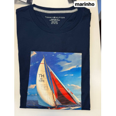 Camiseta Regular Fit Gola U 25