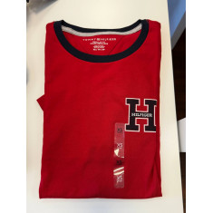 Camiseta Regular Fit Gola U 28