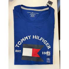 Camiseta Regular Fit Gola U 29