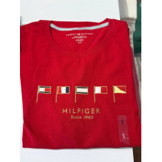 Camiseta Regular Fit Gola U 43