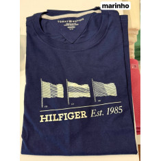 Camiseta Regular Fit Gola U 44